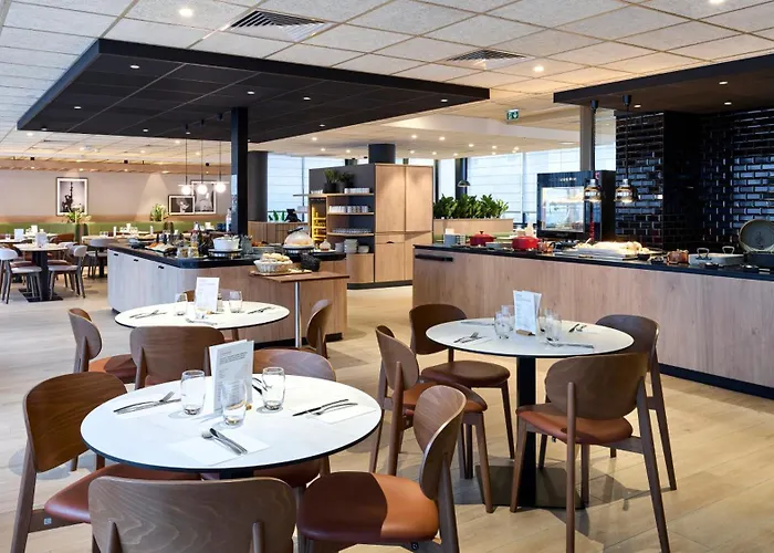 Campanile Prime 19 - La Villette