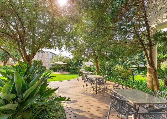 Resort: Garden Court Sandton City