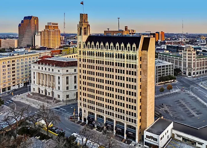 Resort: The Emily Morgan Hotel - A Doubletree By Hilton