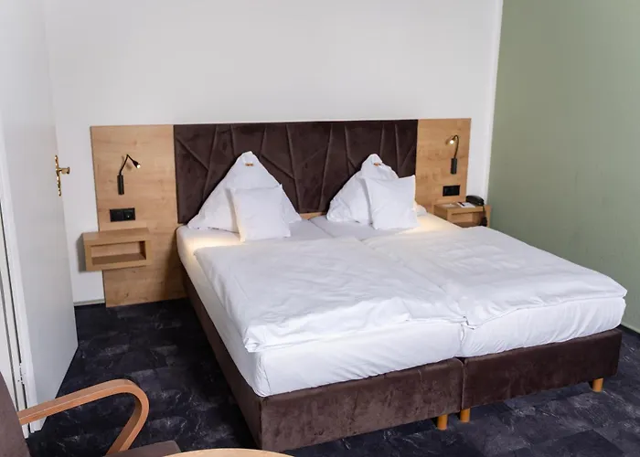 Günstiges Hotel: Hotel Alpha