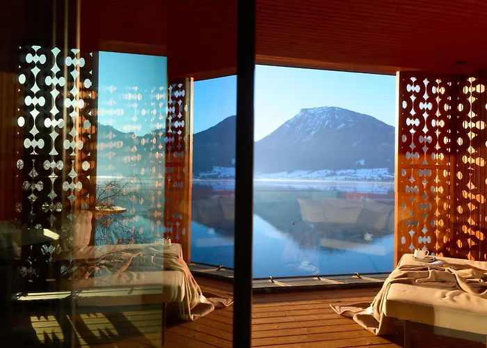 4-Sterne-Hotel: Hotel Seevilla Wolfgangsee