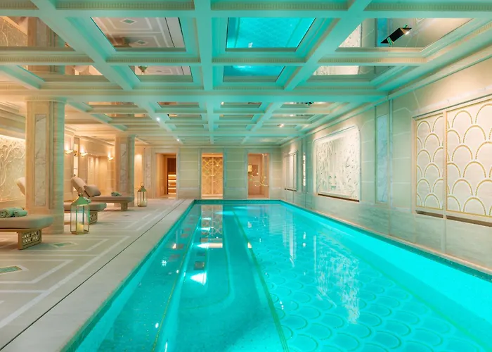 5-Sterne-Hotel: L'Hotel Du Collectionneur Paris