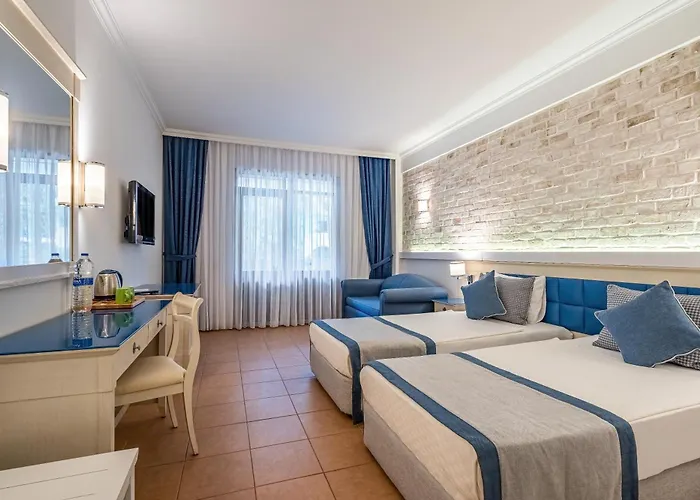 Strandhotel: Champion Holiday Village