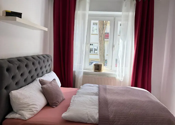 In Erfurt Mit Kleinem Balkon