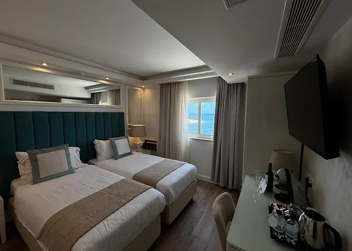 Hotel mit Pool: Osborne Hotel