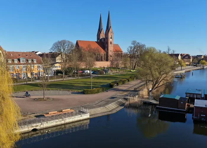 3-Sterne-Hotel: Altes Kasino Hotel am See