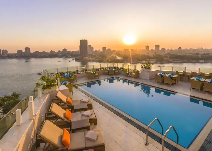 Hotel mit Pool: Kempinski Nile Hotel, Cairo