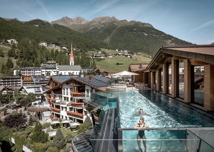  Central – Alpine . Luxury . Life