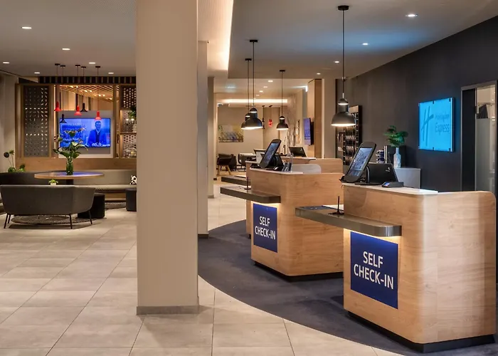 Hotel Am Holiday Inn Express - Munich North By Ihg
