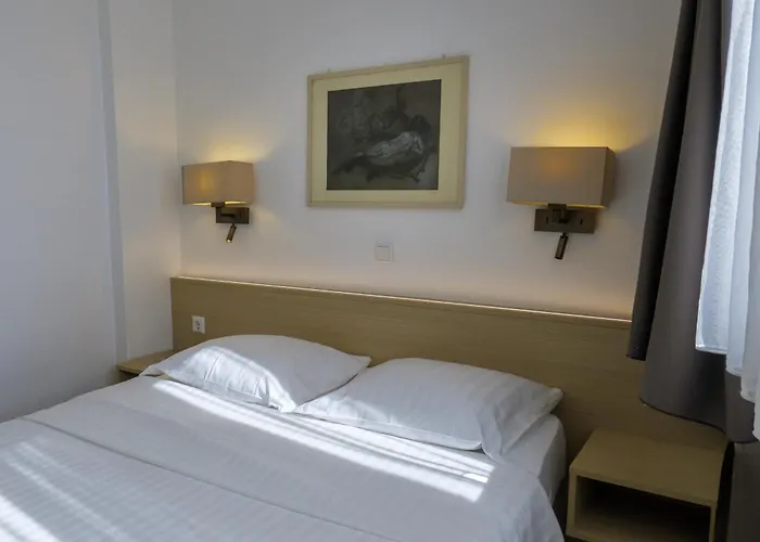 3-Sterne-Hotel: Hotel Francais