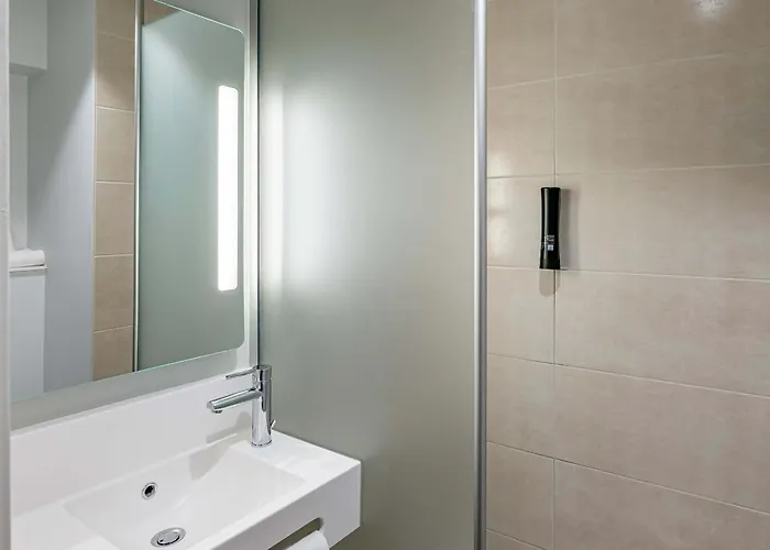B&B Bordeaux Bassins A Flot