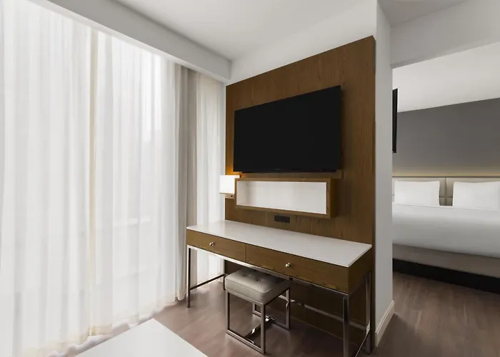 Best Western Premier Empire State Hotel
