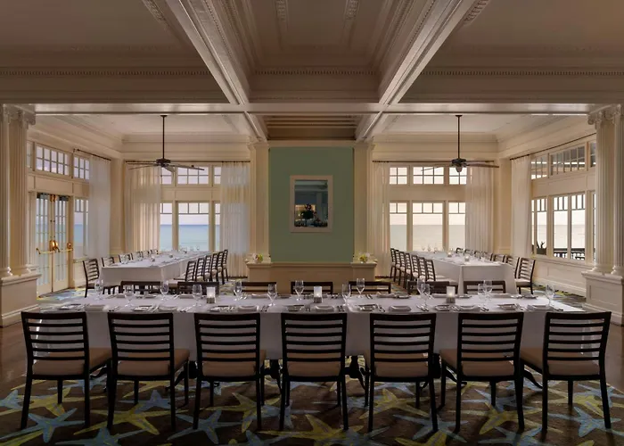 Moana Surfrider, A Westin Resort&Spa, Waikiki Beach