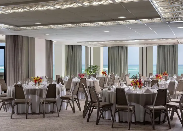 Moana Surfrider, A Westin Resort&Spa, Waikiki Beach