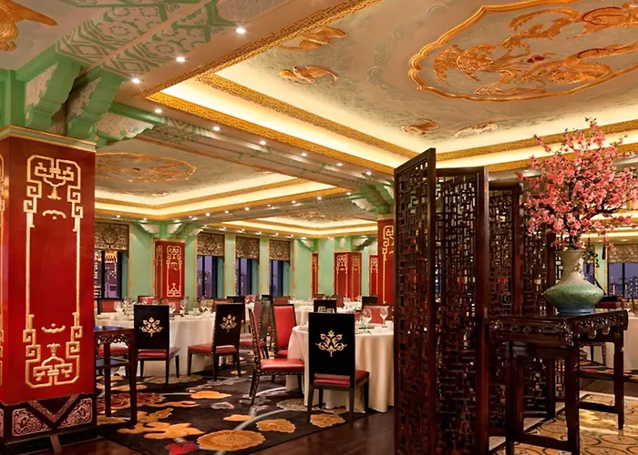 Fairmont Peace On The Bund