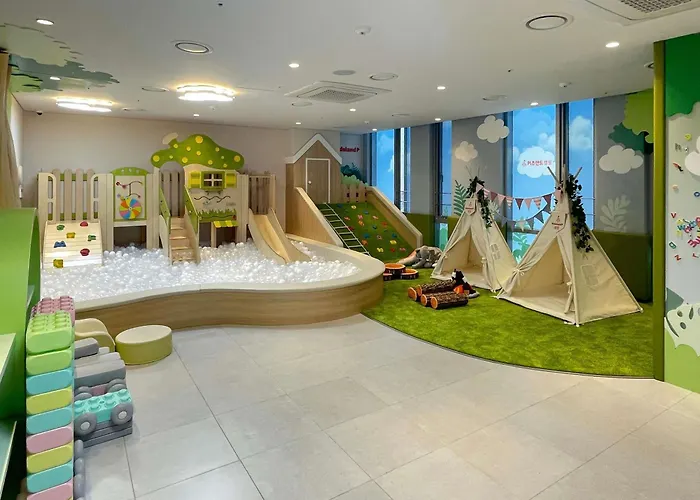 Novotel Ambassador Seoul Dongdaemun s & Residences