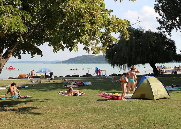Zeltplatz: Happy Camp mobile homes in BalatonTourist Füred Camping&Bungalows