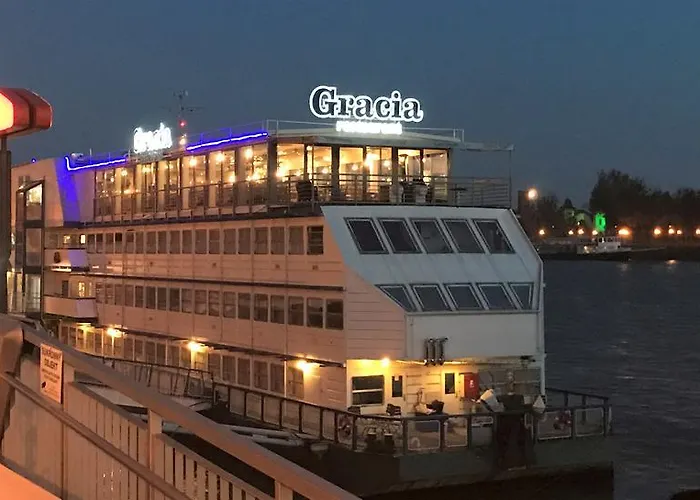 Haustierfreundliches Hotel: Botel Gracia