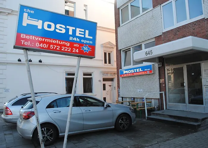 Strandhotel: The Hostel