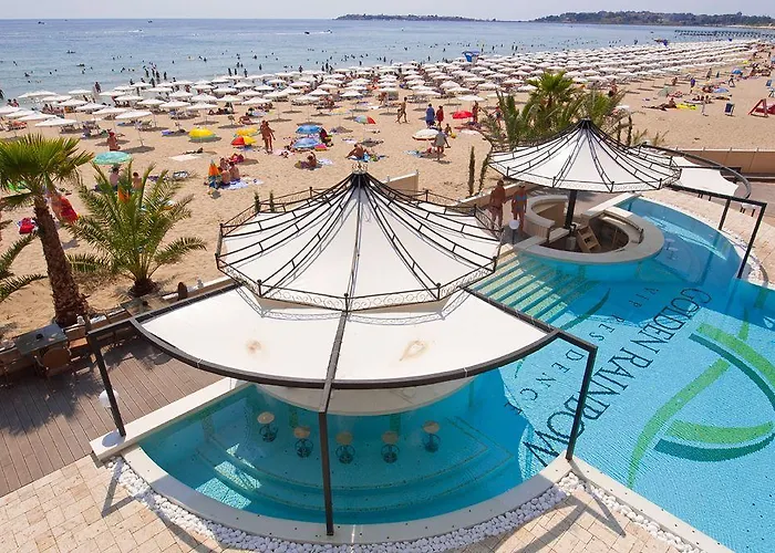 Strandhotel: Golden Rainbow Beach Hotel