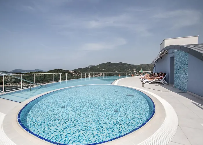 4-Sterne-Hotel: Villa Paradiso 2