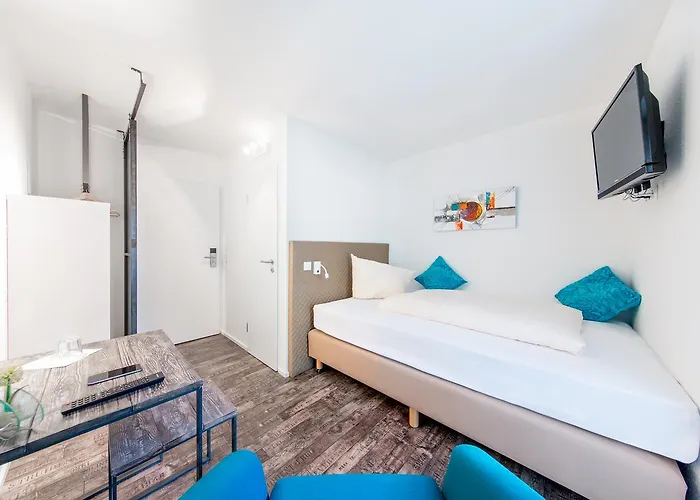 3-Sterne-Hotel: Hotel Sirrah