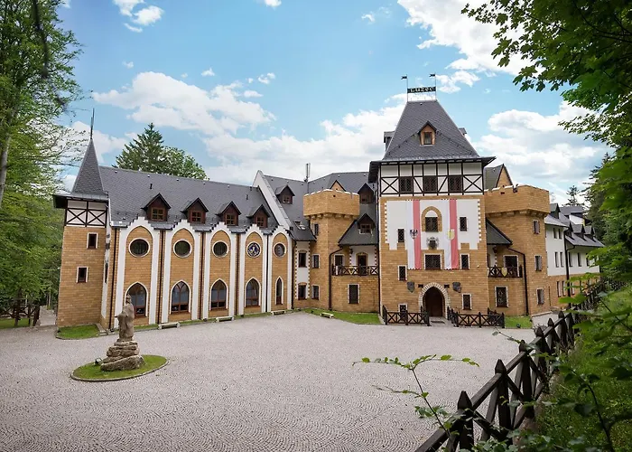 Jacuzzi-Hotel: Zámek Lužec Spa&Wellness Resort
