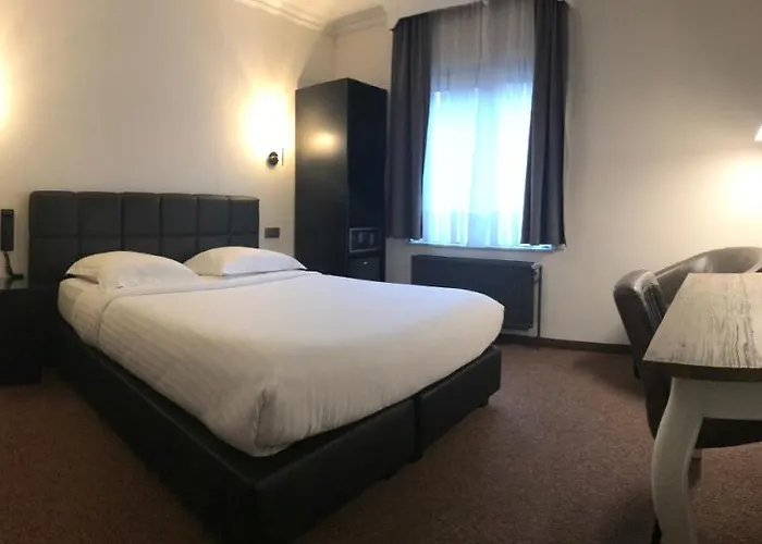 Hotel: Hotel Chantecler