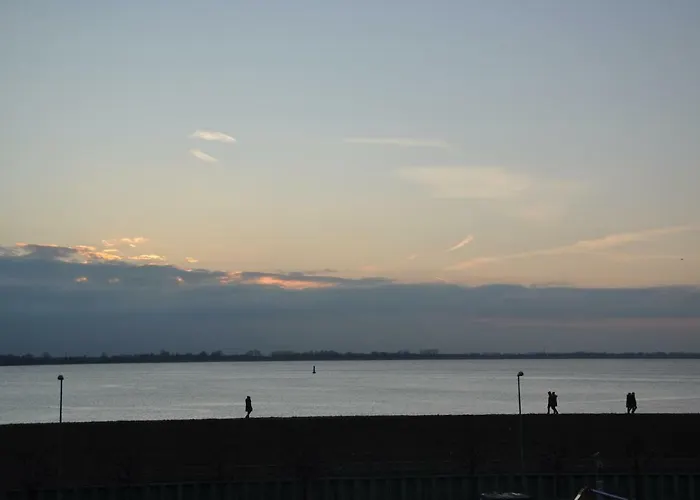 Ferienvermietung: Am Neuen Hafen